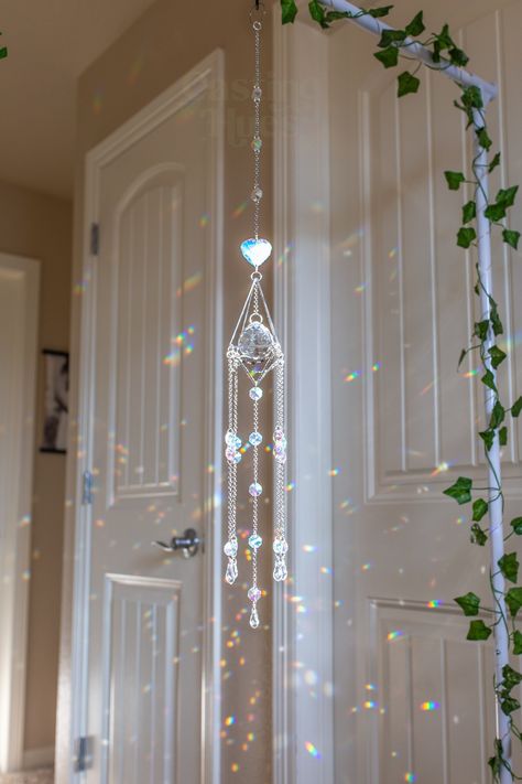 Light Catchers Diy, Suncatcher Accessories, Hanging Crystals Diy, Goth Suncatcher, Aurora Crystal Suncatchers, Rainbow Catcher Crystal, Crystal Suncatchers Toshay.shop, Wiccan Decor, Diy Room Decor For Teens