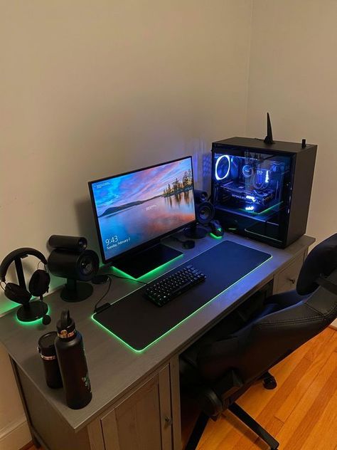 BEAUTYLIFE for everyone, how about you? follow the trend today Simple Computer Setup, Setup Gamer Simples, Small Gaming Room Setup, Simple Pc Setup, Pc Gaming Room Setup, Computer Set Up, Pc Gaming Room, Small Gaming Room, Gaming Room Setup Ideas