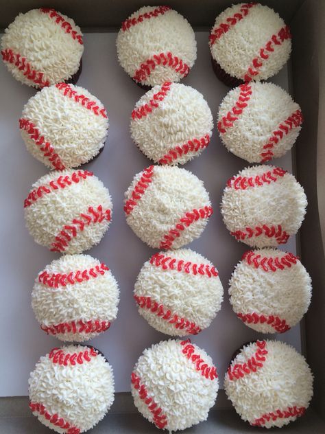 Baseball Baked Goods, Rookie Of The Year First Birthday Cupcakes, Rookie Of The Year Cupcakes, Sandlot Cupcakes, Baseball Themed Cupcakes, Baseball Cupcakes Ideas, Baseball Desserts, Sports Cupcakes, Baseball Theme Cakes