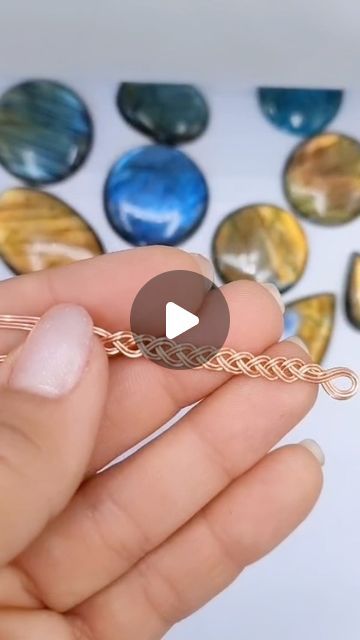 Wire Art Tutorials on Instagram: "Still my favorite braid…. You can incorporate it into bracelet designs, or just use it for a ring band. I added this braid to many pendant designs as well, have a look at them on my page.  I recommend you use 20ga (0.8 mm) wire to practice this technique, then you can make it with harder gauge as well 🥰 Have fun 😁😍😘 #wireweavingtutorials #wireweaving #jewelrymaking #jewelrymakingtips #jewelrymaker #jewelrymakers #wirewraps #wirewrapsofig" Wire Braided Bracelet, Braided Wire Bracelet Tutorial, Braided Wire Bracelet, Wire Braiding Tutorials, Braided Ring Tutorial, Wire Weaving Ring Tutorials, Wire Weaving Tutorial Free, Wire Weaving Techniques Video Tutorials, Wirewrap Tutorial