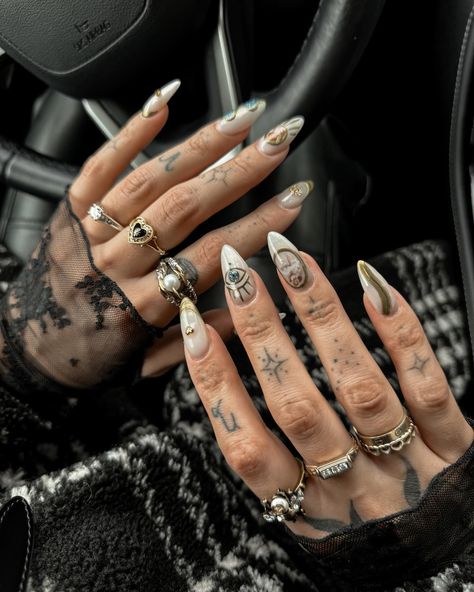 celestial fingertips 🪐 . . . . . . #angelnails #cherubnails #evileyenails #atxnails #fingertattoos #aesthetichands #aestheticnails #ringstack #regalroserings #tessametcalfe #mixedmetals #diamondrings #ringstyle #stackingrings Tattoos And Jewelry Aesthetic, Long Nails And Rings, 07 Tattoo, Jewlery Tattoo, Ring On Hand, Piercing Aesthetic, Tattoo Aesthetic, Hand Rings, Finger Tattoo