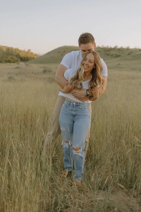 Boise Foothills engagement shoot, Boise couples photographer, golden hour engagement photos, Boise wedding photographer, natural setting engagement shoot Engagement Field Pictures, Nature Engagement Pictures, Simple Engagement Photos Casual, Engagement Photo In Field, Late Summer Engagement Pictures, Save The Date Couple Photos, Golden Hour Engagement Pictures Fall, Engagement Photos Outside, Engagement Photos Formal