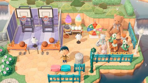 PeeWee 👍🏼 TIA STAN 🍵 on Twitter: "here’s the 2nd half of my carnival area, the prize corner! 🎪🤹🏻🧸   the bears are just 🥺  also, a better look at the forced perspective i did with the standees! ⛰  #AnimalCrossing #ACNH #AnimalCrossingNewHorizons… https://t.co/0yqOurnHsk" Ac Ideas, Motif Acnl, Animal Crossing 3ds, Animals Crossing, Animal Crossing Guide, Forced Perspective, Acnh Designs, Animal Crossing Wild World, Animal Crossing Qr Codes Clothes