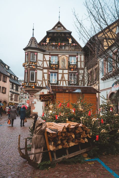 Colmar Christmas Market-101 Colmar Christmas, Vision Board Pics, German Houses, Christmas In Europe, Best Christmas Markets, Christmas Markets Europe, Alsace France, Christmas Events, Timber House