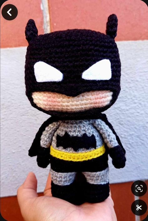 Batman Birthday Gifts For Boyfriend, Batman Presents, Batman Gifts For Boyfriend, Batman Crochet Pattern, Crochet Ideas For Boyfriend, Crochet Gifts For Boyfriend, Batman Crafts, Batman Amigurumi, Crochet Batman