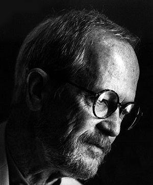 Elmore Leonard Literary Writing, Elmore Leonard, Jackie Brown, Rum Punch, Best Mysteries, Suspense Thriller, Motion Pictures, August 20, Indie Author