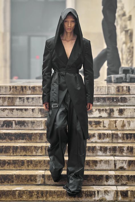 Rick Owens Street Style, Rick Owens Runway, Rick Owens Outfit, Rick Owens Fashion, Princess Wardrobe, Rick Owens Menswear, 2024 Menswear, Rick Owens Men, Moda Paris