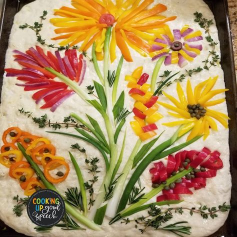 Bread With Flowers On Top, Artistic Focaccia Bread, Mini Focaccia Bread Recipe, Foccacia Bread Recipes Art, Focaccia Bread Art Fall, Spring Focaccia Bread, Birthday Foccacia, Focaccia Bread Art Recipe, Foccacia Bread Art Spring