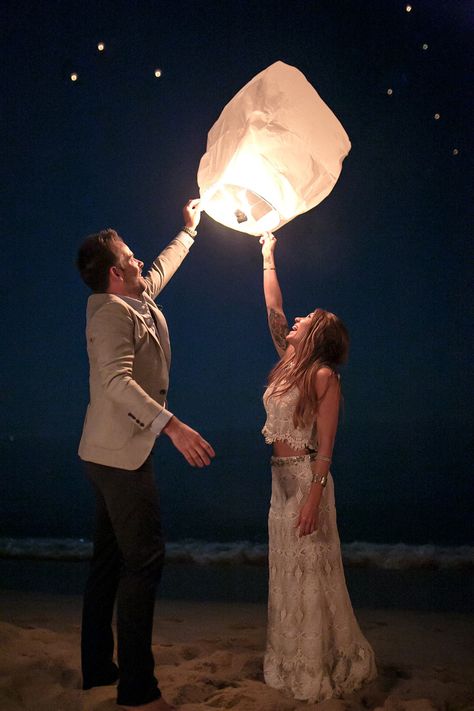 Lantern | New Year's Eve | December 31st | Winter Fire Lanterns Wedding, Wedding Sky Lanterns, Floating Lantern Proposal, Lantern Release Wedding, Beach Wedding Activities, Floating Lanterns Wedding, Lanterns At Wedding, Wedding Lanterns Release, Wedding Night Ideas