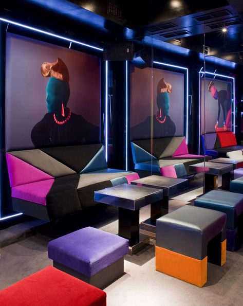 the cool hunter Karaoke Room, Lounge Club, Nightclub Design, Bar Interior, Lounge Design, Bar Design Restaurant, Hotel Bar, Salou, Hotel Decor