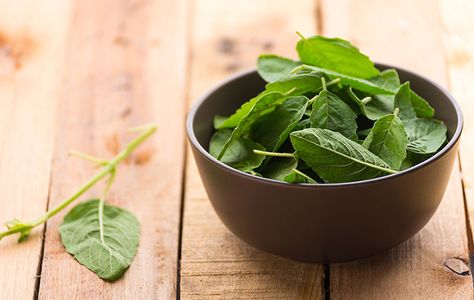 keeping greens fresh Holy Basil Benefits, Homemade Face Pack, Acne Free Skin, Ayurvedic Remedies, Clean Plates, Leafy Vegetables, Holy Basil, Ayurvedic Herbs, Homemade Face