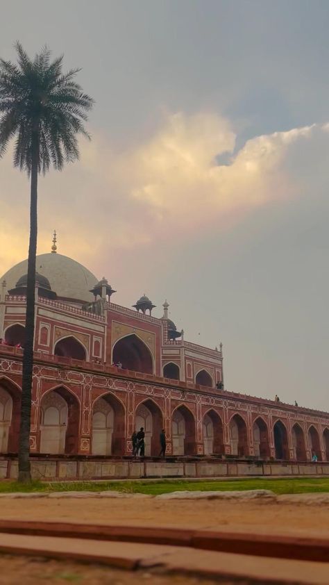 Humayun Tomb Video, Temple Video Editing, Jaipur Aesthetic Videos, Taj Mahal Aesthetic Video, Delhi Video, Delhi Aesthetic, Brown Academia, Indian Monuments, Couples Video