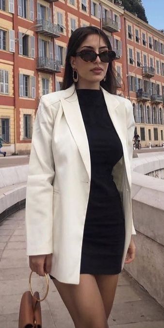 Dress With White Blazer, Dress With Blazer Outfit, Fashion Outfits Aesthetic, White Blazer Outfits, White Ootd, Black Bodycon Mini Dress, Outfits For College, Body Con Dress Outfit, Lawyer Outfit