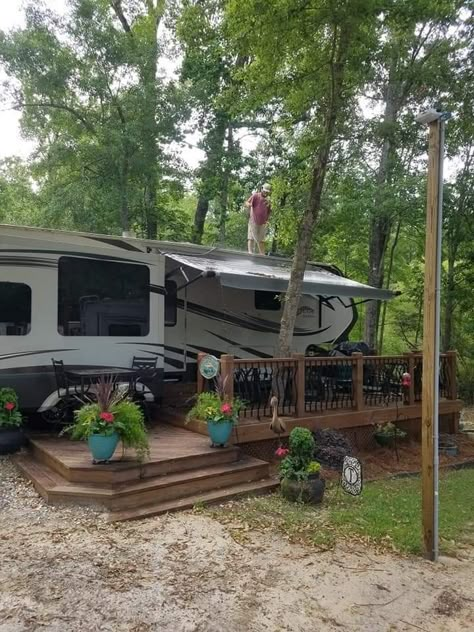 Seasonal Camper Deck Ideas, Fifth Wheel Deck Ideas, Rv Deck Ideas Campsite, Destination Trailer Deck Ideas, Rv Front Porch Ideas, Seasonal Camper Site Ideas, Camper Deck Ideas Campsite, Seasonal Camping Sites Ideas, Seasonal Campsite Ideas Yards