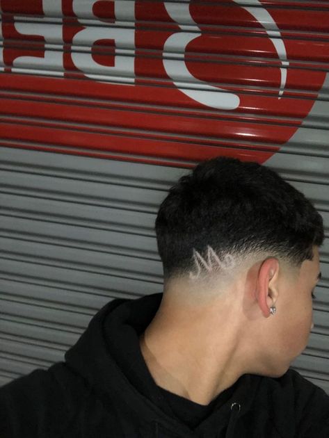 Batman Haircut, Boyfriend Haircut, Fade Haircut Designs, Taper Fade Short Hair, Waves Hairstyle Men, Korean Haircut, Men Haircut Curly Hair, Asian Haircut, Taper Fade Haircut