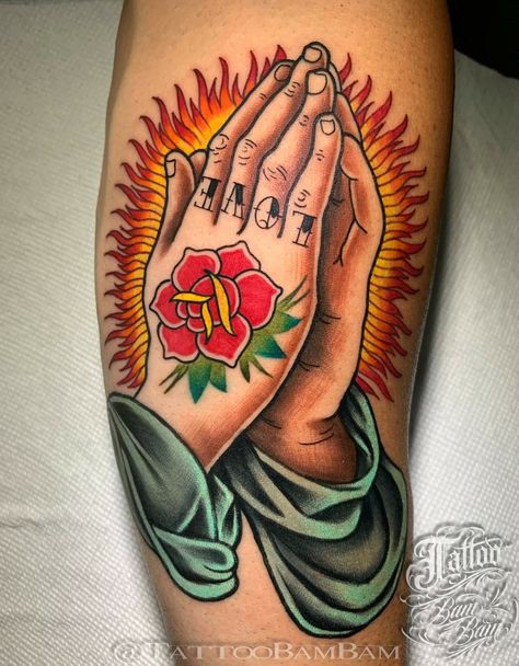 American Traditional Jesus Tattoo, Traditional Praying Hands Tattoo, Angel Traditional Tattoo, Traditional Jesus Tattoo, Traditional Tattoo Tutorial, Pray Tattoo, Praying Hands Tattoo, Cool Half Sleeve Tattoos, Lion Art Tattoo