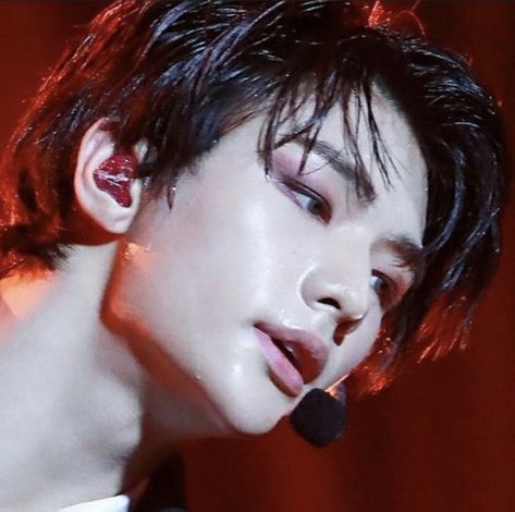 Pretty Ppl, Hwang Hyunjin, Stray Kids, Quick Saves, Instagram