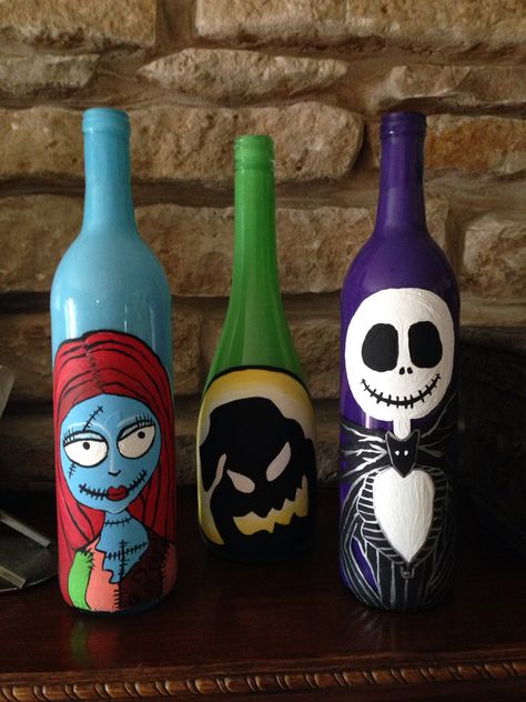 Nightmare Before Christmas Painted wine bottles, Sally Stitch, Oogie Boogie, and Jack Skelington. by Debbie Tabora September 2016 Halloween Wine Bottle Crafts, Halloween Wine Bottles, Nightmare Before Christmas Tree, Wine Bottle Crafts Christmas, Holiday Wine Bottles, Nightmare Before Christmas Ornaments, Christmas Wine Bottle, Nightmare Before Christmas Decorations, Hand Painted Wine Bottles