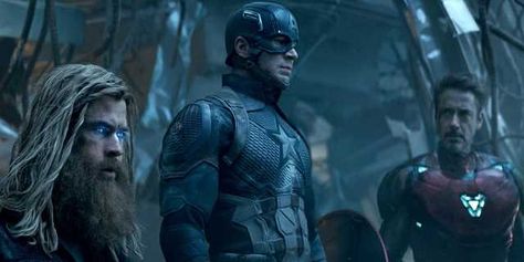 AVENGERS: ENDGAME - Check Out Some Never Before Seen Images From The Epic Marvel Studios Movie Captain America Endgame, Thor Meme, Film Journal Ideas, Marvel Wall Collage, Avengers Thanos, Robert Downey Jr., Film Marvel, Avengers Film, Kevin Feige