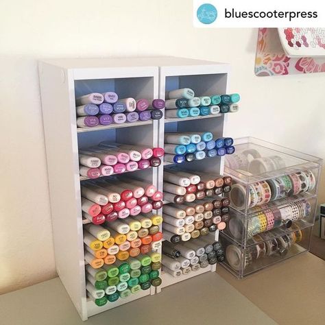 Studying Stationary, Craft Shed, Art Studio Space, Stationary Organization, Marker Storage, Desk Inspo, Art Storage, Art Organization, Craft Room Storage