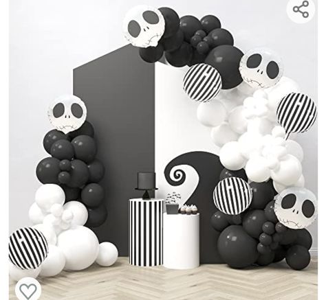 Nightmare Before Christmas Babyshower, Halloween Balloon Arch, Halloween Balloons Decorations, Fun Diy Halloween Decorations, Halloween First Birthday, Black And White Balloons, Halloween Balloon, Halloween Party Balloons, Balloon Arch Kit