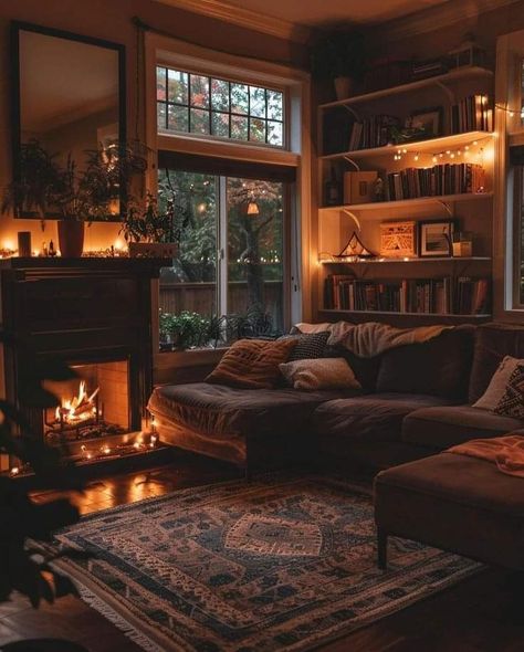 Houses Living Room, Room Oasis, Autumn Bedroom, Navy Living, Cozy Ideas, Apartment Vibes, Creative Living Room, Dark Living Rooms, Retreat Ideas