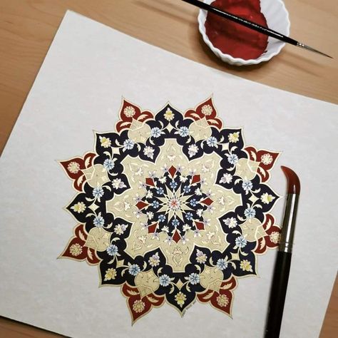 Persian Art Painting, Geometric Pattern Art, Islamic Patterns, Islamic Calligraphy Painting, Illumination Art, Islamic Caligraphy, Islamic Art Pattern, Islamic Artwork, Art Patterns