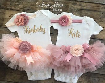 Name Outfits, Girls Names Vintage, Vintage Birthday Parties, Pink Tutu Skirt, Twin Outfits, Vintage Baby Girl, Baby Tutu, Foto Baby