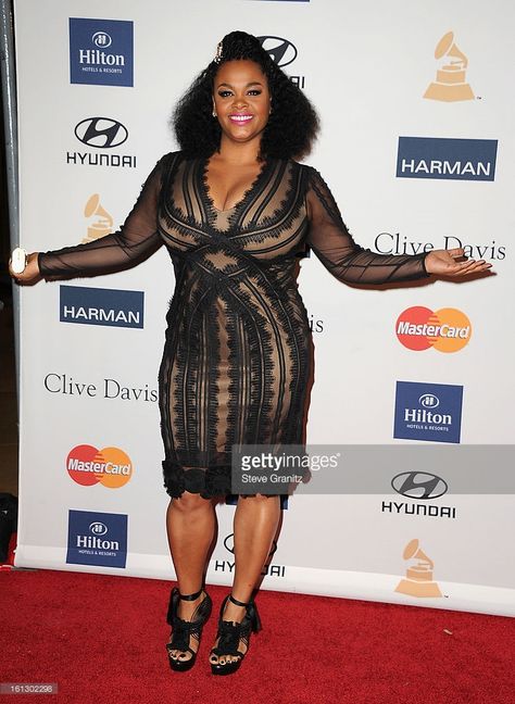 Singer Jill Scott arrives at the 55th Annual GRAMMY Awards Pre-GRAMMY Gala and Salute to Industry Icons honoring L.A. Reid held at The Beverly Hilton on February 9, 2013 in Los Angeles, California. Jill Scott, American Woman, Plus Size Beauty, I Love Music, Curvy Girl Fashion, Full Figured, New Album, Curvy Fashion, African American