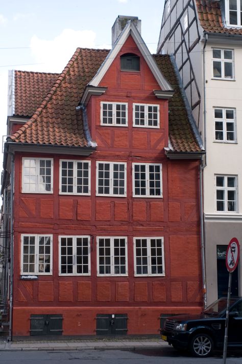 traditional colours in Copenhagen — danish architecture and design review Copenhagen Architecture, Danish Hygge, Architecture Aesthetic, Danish Architecture, Building Facade, Timber Framing, Brick Building, Traditional Architecture, Brickwork