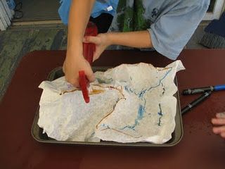 Which way does a river flow?  Use crumpled freezer paper, markers and water River Flow, 7th Grade Science, Homeschool Geography, Matter Science, 4th Grade Science, Earth And Space Science, Science Ideas, Water Cycle, Teaching Social Studies