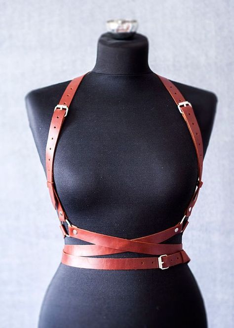 Brown Leather Harness Outfit, Diy Harness, Mode Steampunk, Harness Fashion, Email Notification, Leather Lingerie, Body Harness, Leather Harness, Leather Projects