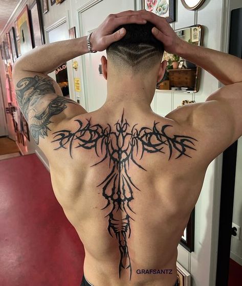 Back Tattoos For Guys Upper, Mens Body Tattoos, Cool Back Tattoos, Body Tattoo Design, Upper Back Tattoos, Back Tats, Mens Body, Clever Tattoos, Back Tattoos For Guys