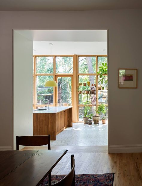 Interior Design Ideas: Addition Brightens Boerum Hill Townhouse | Brownstoner Rowhome Interior Design, Kitchen Addition Ideas Bump Out, New York Townhouse Interior, Vintage Townhouse, New York City Kitchen, Brownstone Kitchen, Kitchen Cabinets Fronts, Brownstone Interiors, Nyc Brownstone