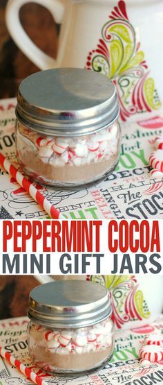 Peppermint Cocoa Mini Gift Jars. Cute, frugal gift idea! Mason jar filled with homemade hot cocoa powder topped with peppermint for a great giftable treat! Gift Mixes, Hot Cocoa Powder, Mason Jar Gifts Recipes, Gift Jars, Christmas Yummies, Peppermint Cocoa, Hot Cocoa Gift, Peppermint Hot Cocoa, Homemade Hot Cocoa