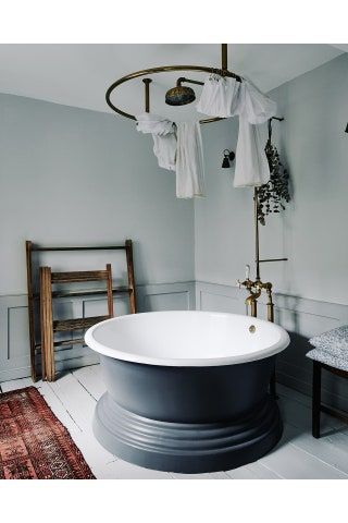 Bathroom ideas: 71 bathroom designs to inspire a refresh | House & Garden Beach House Tour, Traditional Baths, Interior Design School, London House, Georgian Homes, Style Deco, Dream Bathrooms, Family Bathroom, En Suite Bathroom