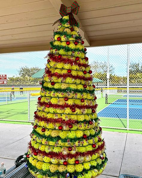 I’ve seen a lot of pickleball Christmas trees but I ain’t ever seen one like this. 450 broken pickleballs of perfection! 🤌🏼🎄 follow… | Instagram Pickleball Christmas Tree, Pickleball Christmas, Winter Backdrop, Winter Backdrops, Christmas Event, Follow Instagram, Pickleball, Christmas Trees, The Kitchen