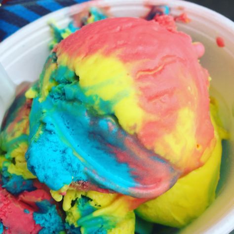 Superman Ice Cream, Best Ice Cream Flavors, Coconut Cream Pie Easy, Ice Cream Aesthetic, Walnut Ice Cream, Michigan Food, Coconut Cream Pie, Root Beer Float, Cream Aesthetic