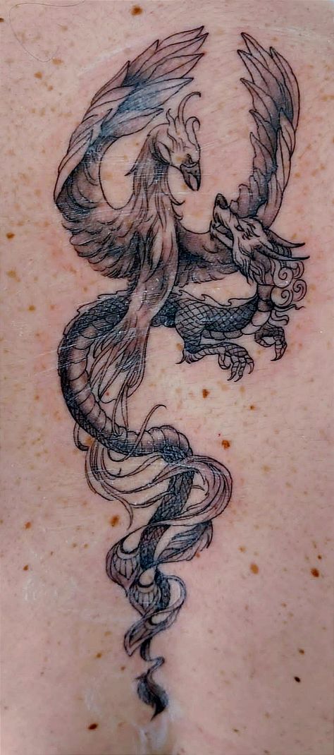 Dragon Phoenix Tattoo, Snake Sternum Tattoo, Snake Back Tattoo, Lily Tattoo Design, Tattoo Dragon, Dragon Phoenix, Lily Tattoo, Sternum Tattoo, Phoenix Tattoo