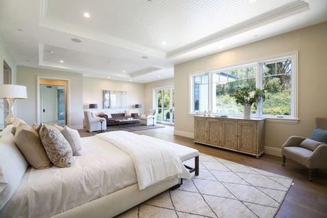 Kardashians House, Celebrity Bedrooms, Kylie Jenner House, Mansion Bedroom, Jenner House, Cape Cod Style House, A Mansion, Hidden Hills, House On A Hill