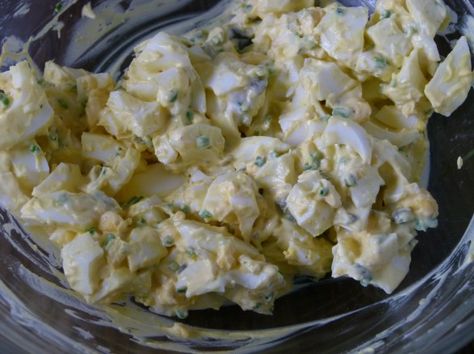 Egg salad Making Hard Boiled Eggs, Pickled Eggs, Egg Salad Sandwiches, Egg Salad Recipe, Egg Dish, Egg Salad, Salad Ingredients, Egg Recipes, Salad Recipe