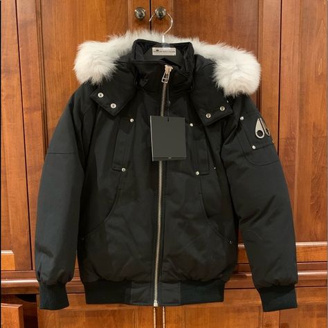 MOOSEKNUCKLE BOYS BOMBER JACKET Moose Knuckles Men Outfit, Moose Knuckles Drip, Moose Knuckles Jacket, Unrealistic Wishlist, Gang Signs, Fashion Dark, Moose Knuckles, Cute Boots, Garment Bag