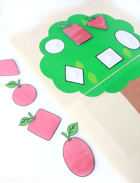 Apple Tree Shape Matching File Folder Game - From ABCs to ACTs Shape Scavenger Hunt, File Folder Games Free, Apple Lessons, Apple Preschool, Apple Unit, File Folder Activities, Apple Activities, Tree Study, Shape Games