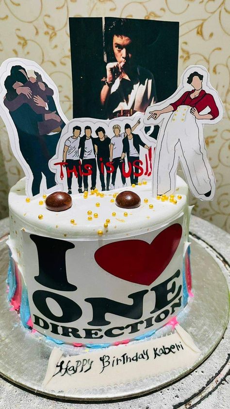 One Direction Cake Ideas Birthday, Types Of Birthday Cakes, One Direction Birthday, One Direction Cakes, Harry Styles Birthday, One Direction Cake, Harry Birthday, Day Glow, One Direction Photos