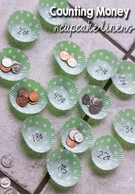 Counting Money Games, Teaching Money, Money Activities, Money Math, Counting Money, Money Games, Homeschool Math, Math Stations, Cupcake Liners