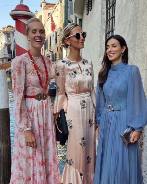 Matilde Borromeo on Instagram: “🥰🥰🥰 forever in my heart @paolatoolazytowalk & Franc 🥰🥰🥰” Winter Wedding Guest Dress, Dress Code Wedding, Forever In My Heart, Sixties Fashion, Guest Attire, Royal Outfits, Cocktail Attire, Ballroom Dress, September 19