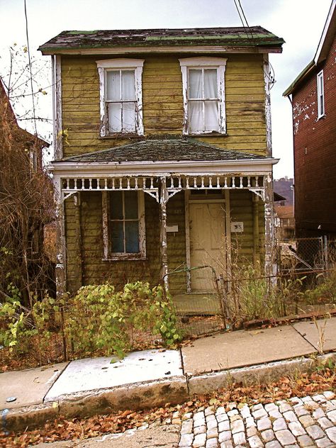 Little House in McKeesport, PA | Flickr - Photo Sharing! Sims Architecture, Fantastic Architecture, Abandoned Structures, Birdseye View, Abandoned Architecture, Abandonment Issues, Old Abandoned Buildings, Shotgun House, Colorful Buildings