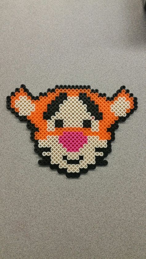 Tigger Fuzz Beads Ideas, Tigger Perler Bead Patterns, Fuse Bead Patterns Disney, Tigger Perler Beads, Perler Bead Tiger, Disney Hama Beads Pattern, Disney Perler Beads, Melty Bead Designs, Modele Pixel Art