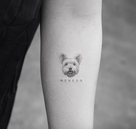 Tattoo Perro, Tatoo Dog, Dog Portrait Tattoo, Small Dog Tattoos, Tier Tattoo, Dog Memorial Tattoos, Memorial Tattoos, Dog Tattoo, Little Tattoos