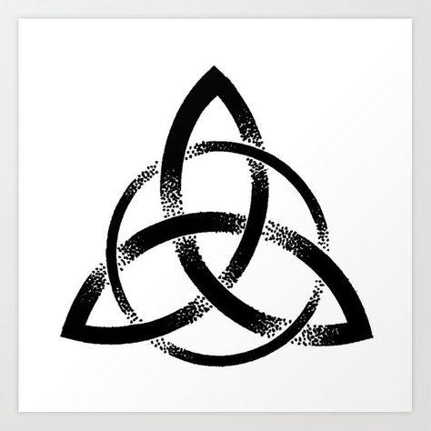 Charmed Triquetra Tattoo, Mjolnir Symbol, Small Celtic Tattoos, Fiori Art Deco, Triquetra Tattoo, Trinity Knot Tattoo, Celtic Knot Tattoo, Irish Tattoos, Celtic Symbol